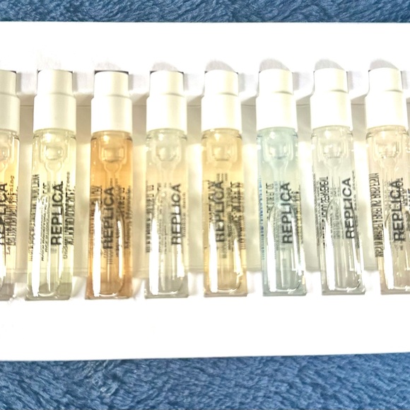 MAISON MARGIELA Replica MEMORY BOX Discovery Set 10 Travel Size Perfume Samples - Picture 8 of 15